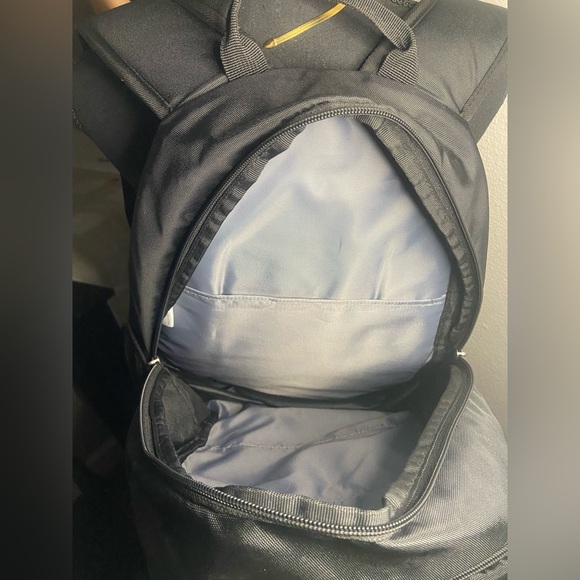 Adidas Backpack - Picture 4 of 4